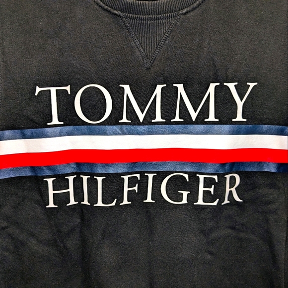 Tommy Hilfiger Women's Med Red White Blue Graphic Logo V-Stitch Sweatshirt Black - Picture 3 of 11